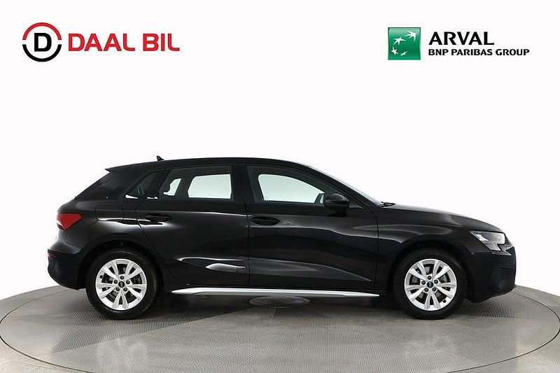 Begagnad Audi A3 Sportback Proline 150 HK (110 kW) 2021 Svart Halvkombi