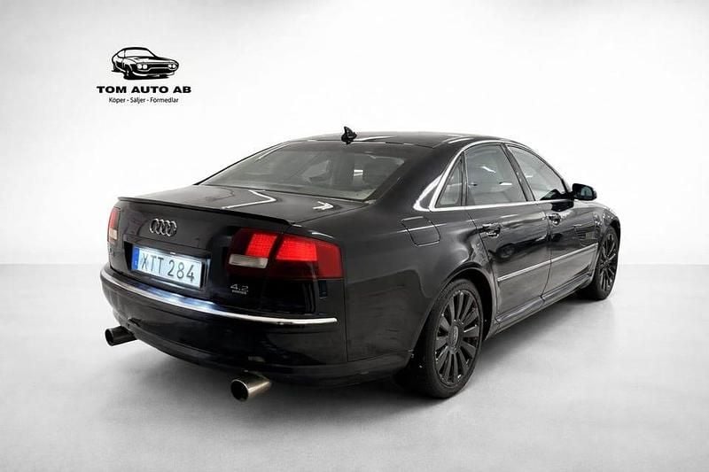 Begagnad Audi A8 335 HK (246 kW) 2003 Svart Sedan