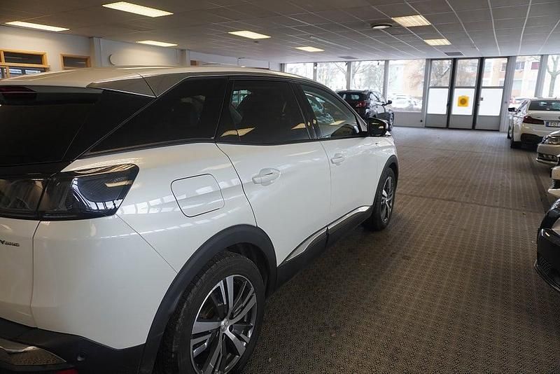 Begagnad Peugeot 3008 224 HK (164 kW) 2021 Vit SUV