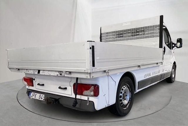 Begagnad Opel Vivaro 114 HK (83 kW) 2011 Vit Minibuss