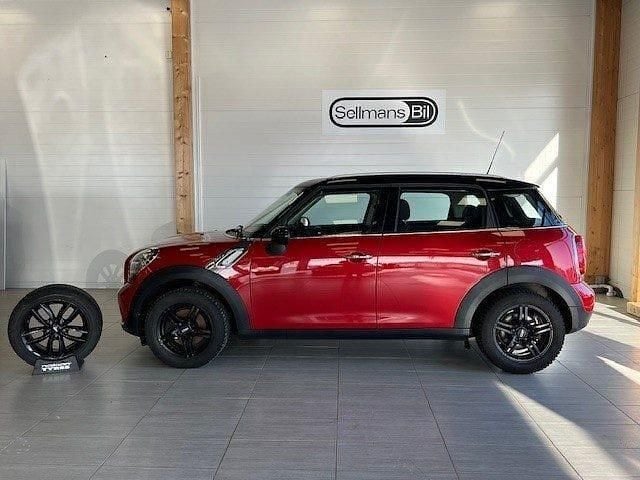 Begagnad Mini Cooper Countryman 122 HK (89 kW) 2015 Röd SUV