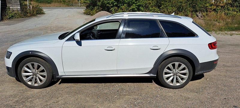 Vit Begagnad 2014 Audi A4 Allroad Kombi | 115 000 kr (Marknadspris) - Bild 1/4