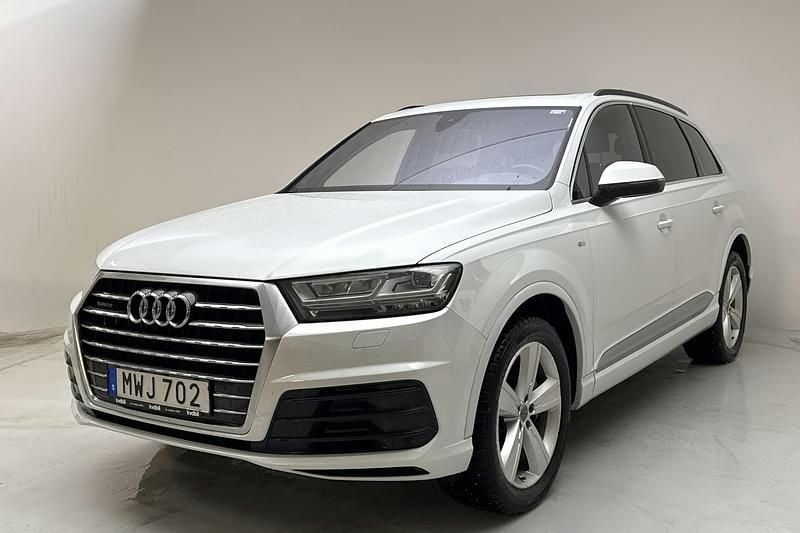 Vit Begagnad 2016 Audi Q7 S-Line SUV | 313 000 kr (Bra pris) - Bild 1/4