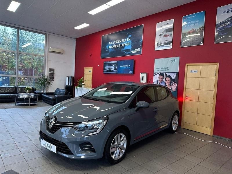 Okänd Begagnad 2020 Renault Clio V Zen Halvkombi | 129 500 kr (Marknadspris) - Bild 1/4