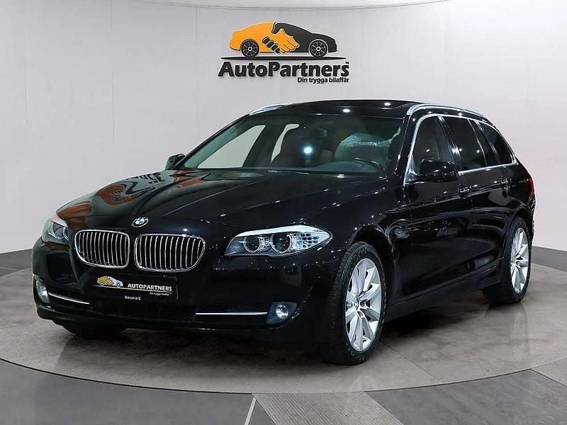 Begagnad BMW 535 313 HK (230 kW) 2011 Svart Kombi