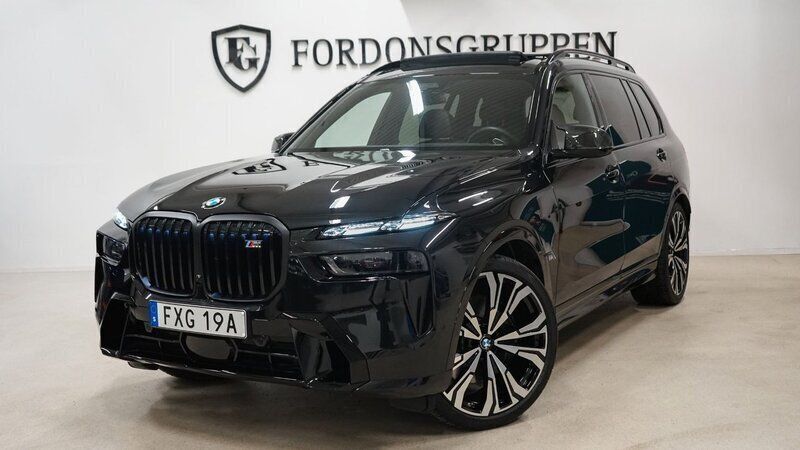 Svart Begagnad 2024 BMW X7 Exclusive SUV | 1 399 800 kr - Bild 1/4
