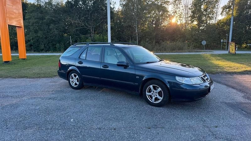 Blå Begagnad 2004 Saab 9-5 Linear Kombi | 19 800 kr (Lite dyr) - Bild 1/4