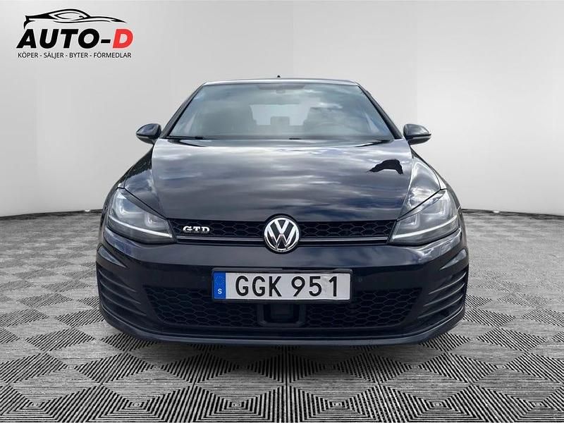 Begagnad VW Golf VII GTD 184 HK (135 kW) 2014 Svart Halvkombi