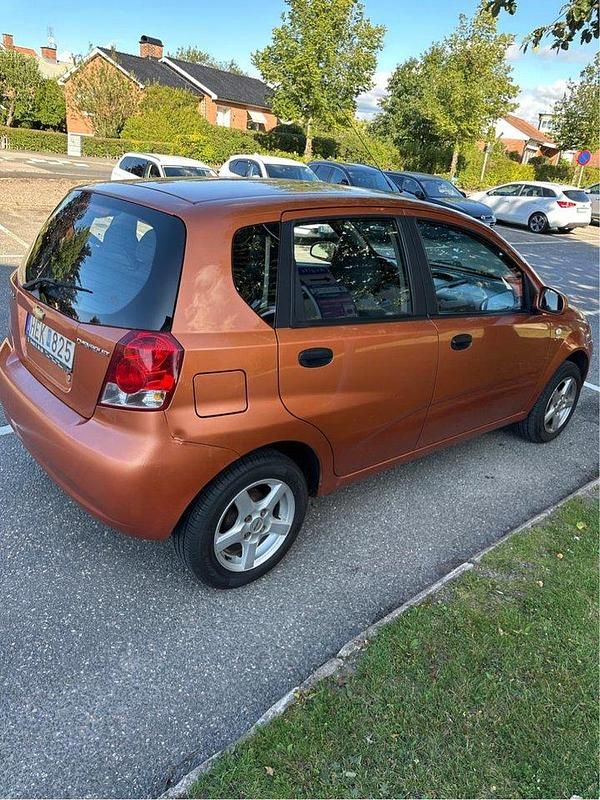 Gul Begagnad 2006 Chevrolet Kalos Halvkombi | 37 999 kr (Dyr) - Bild 1/4