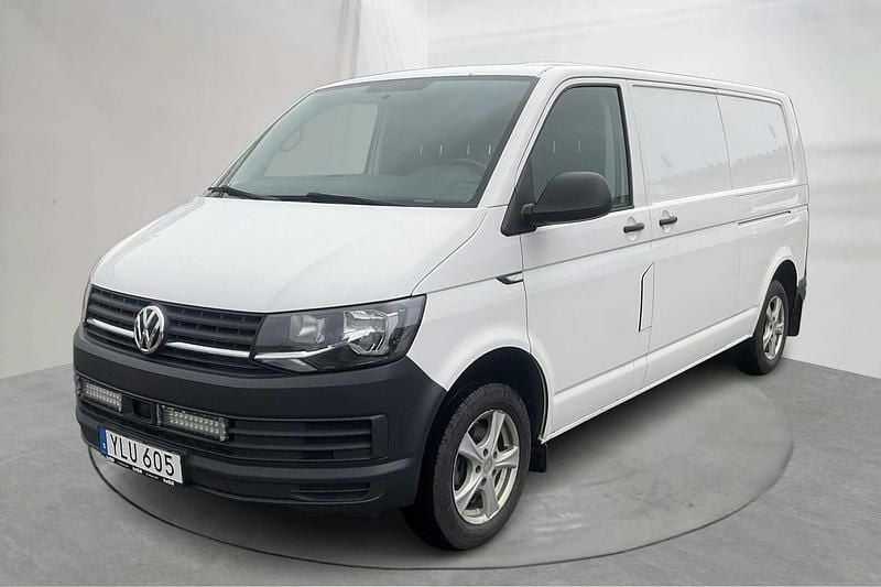 Vit Begagnad 2018 VW T6 Van | 149 000 kr (Superpris) - Bild 1/4