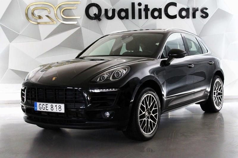 Svart Begagnad 2018 Porsche Macan SUV | 358 900 kr (Marknadspris) - Bild 1/4