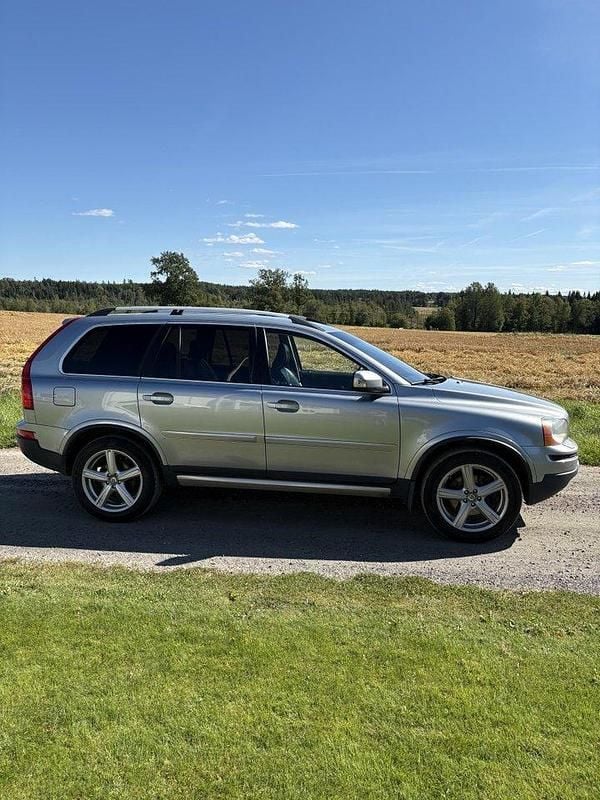 Silver Begagnad 2008 Volvo XC90 SUV | 85 000 kr (Marknadspris) - Bild 1/4