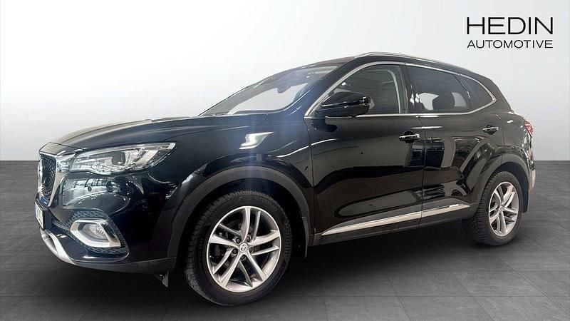 Svart (black) Begagnad 2022 MG EHS Luxury SUV | 229 900 kr (Marknadspris) - Bild 1/4