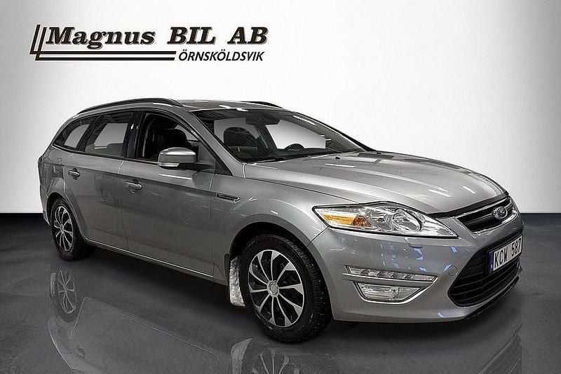 Begagnad Ford Mondeo Sport 140 HK (102 kW) 2013 Grå Kombi