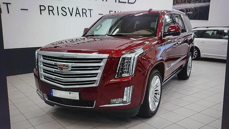 Begagnad 2015 Cadillac Escalade SUV | 595 000 kr - Bild 1/4