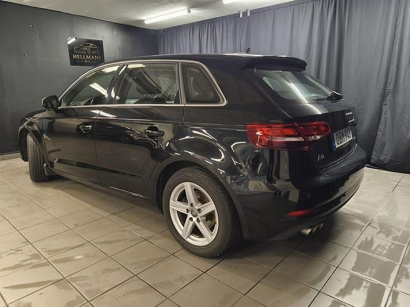 Begagnad Audi A3 Proline 150 HK (110 kW) 2018 Svart Sedan