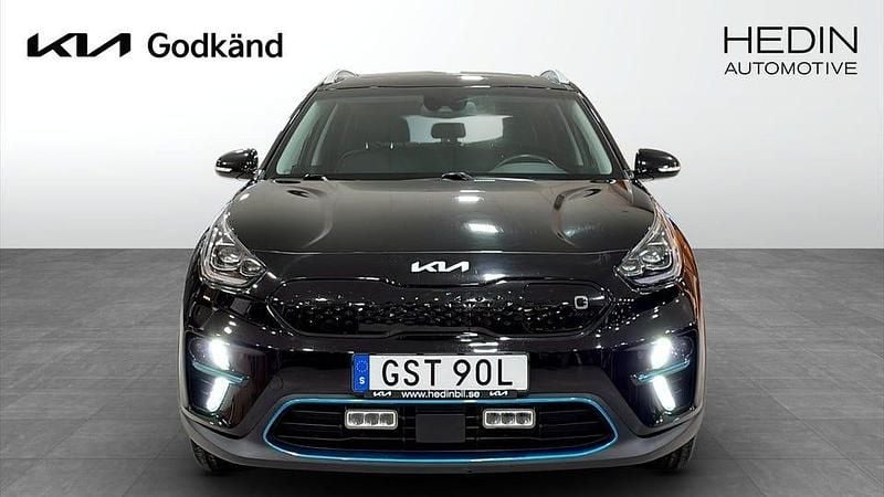 Begagnad Kia e-Niro Advance 150 kW (204 HK) 2022 Svart SUV