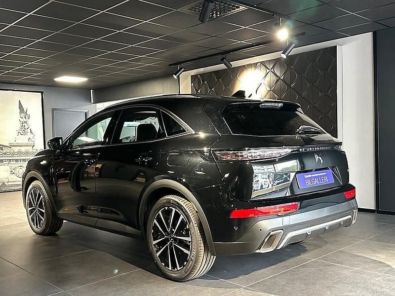 Begagnad DS Automobiles DS7 Crossback Business 301 HK (221 kW) 2024 Svart SUV