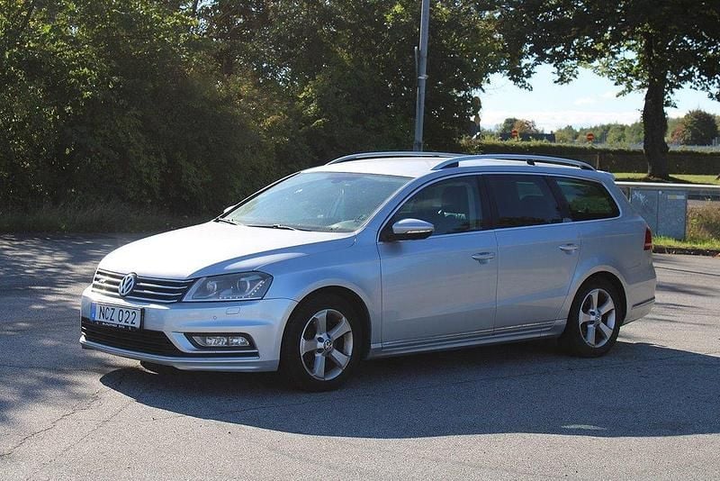 Silver Begagnad 2012 VW Passat GT Kombi | 28 000 kr - Bild 1/4