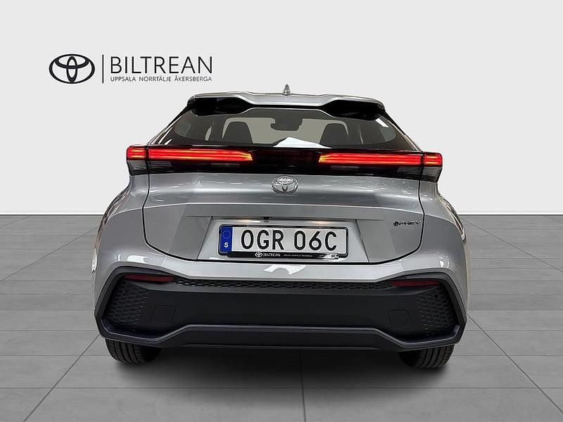 Ny Toyota C-HR 223 HK (164 kW) 2025 Silver SUV