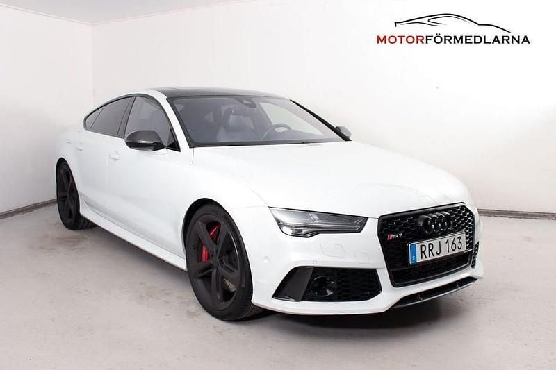 Begagnad Audi RS7 Sportback 561 HK (412 kW) 2015 Vit Halvkombi