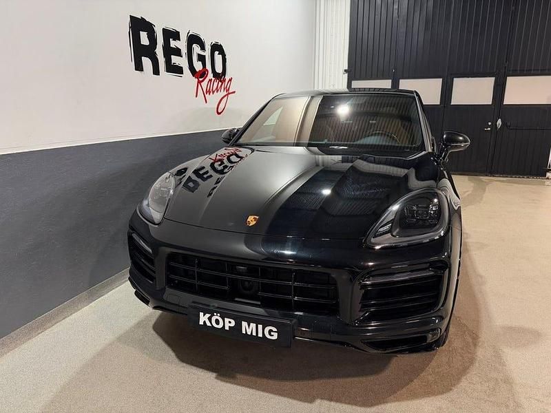 Begagnad Porsche Cayenne 462 HK (339 kW) 2023 Svart SUV