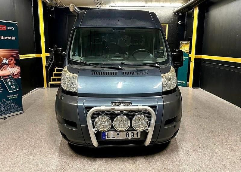 Begagnad Peugeot Boxer 158 HK (116 kW) 2008 Svart Van
