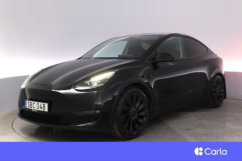 Svart Begagnad 2023 Tesla Model Y Performance SUV | 484 900 kr (Marknadspris) - Bild 1/4