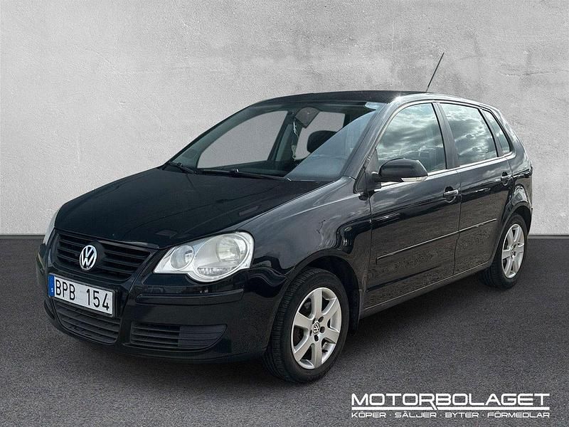 Svart Begagnad 2007 VW Polo Comfortline Halvkombi | 37 900 kr (Marknadspris) - Bild 1/4