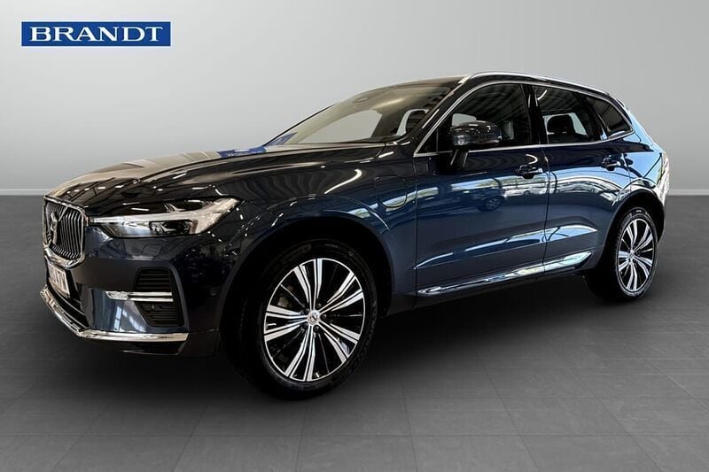 Grå Begagnad 2023 Volvo XC60 Plus SUV | 549 900 kr (Dyr) - Bild 1/3