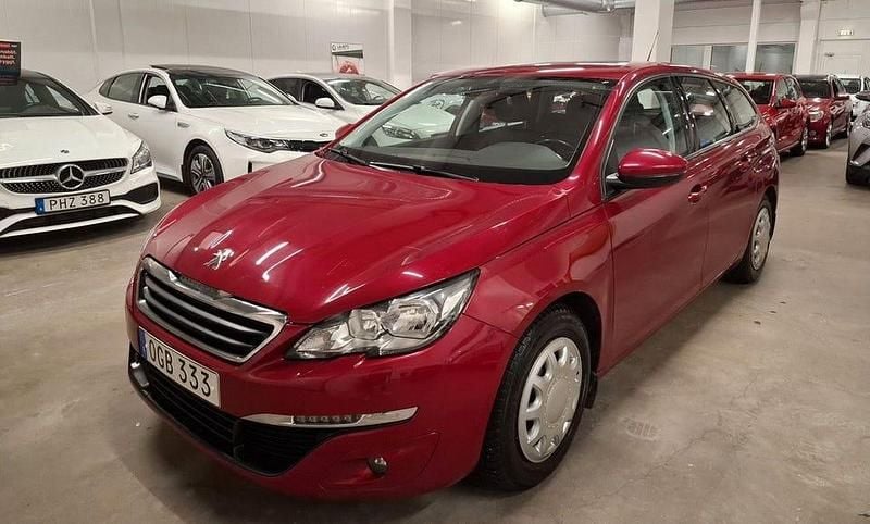 Begagnad Peugeot 308 Active 100 HK (73 kW) 2016 Ljusröd (vinröd) Kombi