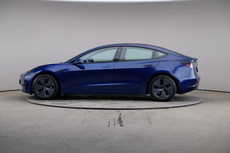 Begagnad Tesla Model 3 Long Range AWD 350 kW (476 HK) 2021 Deep blue (metallic) Sedan