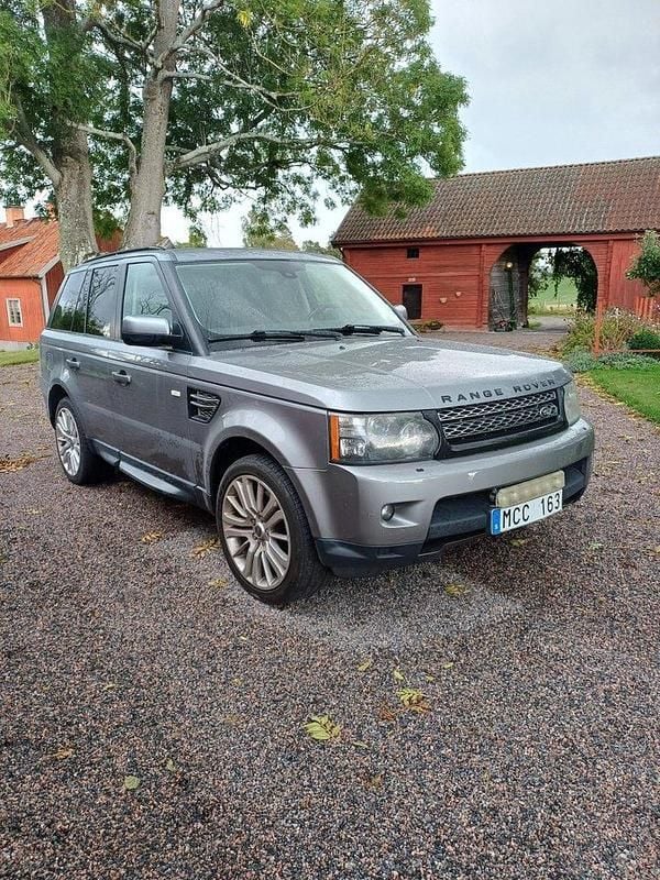 Grå Begagnad 2012 Land Rover Range Rover HSE SUV | 117 000 kr (Superpris) - Bild 1/3