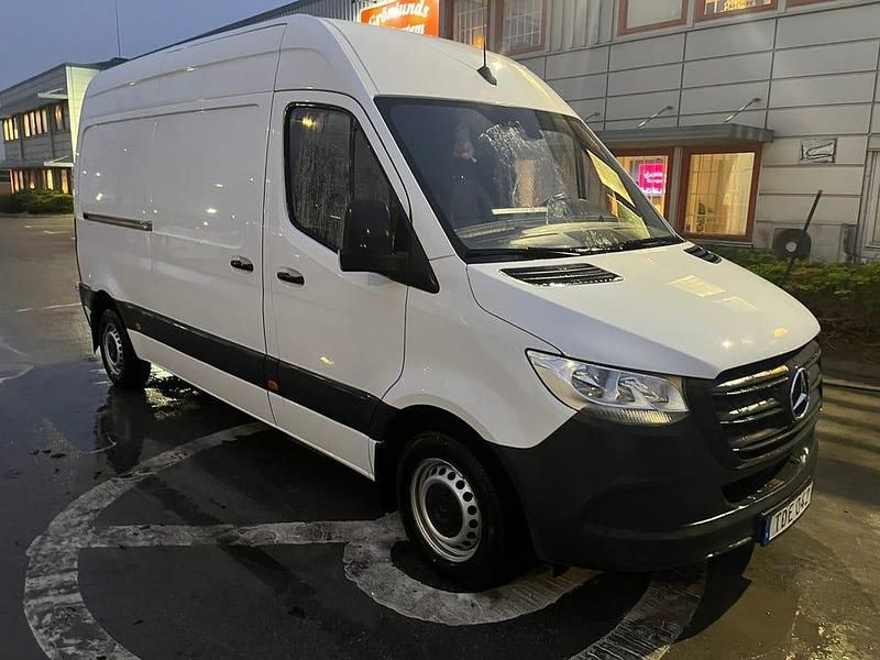 Begagnad Mercedes Sprinter 143 HK (105 kW) 2019 Van