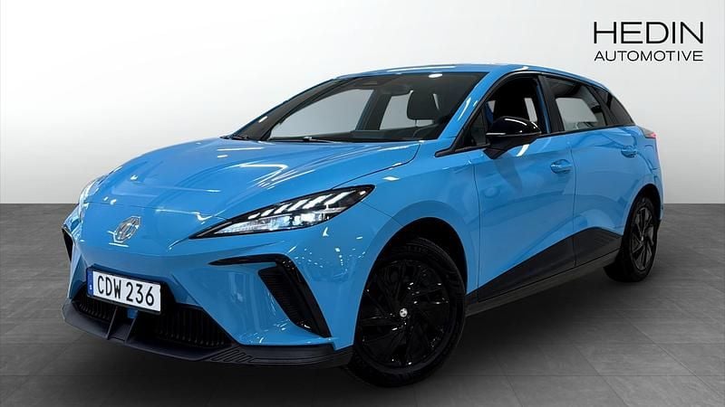 Blå (blue) Begagnad 2023 MG MG4 EV Halvkombi | 219 900 kr (Superpris) - Bild 1/4