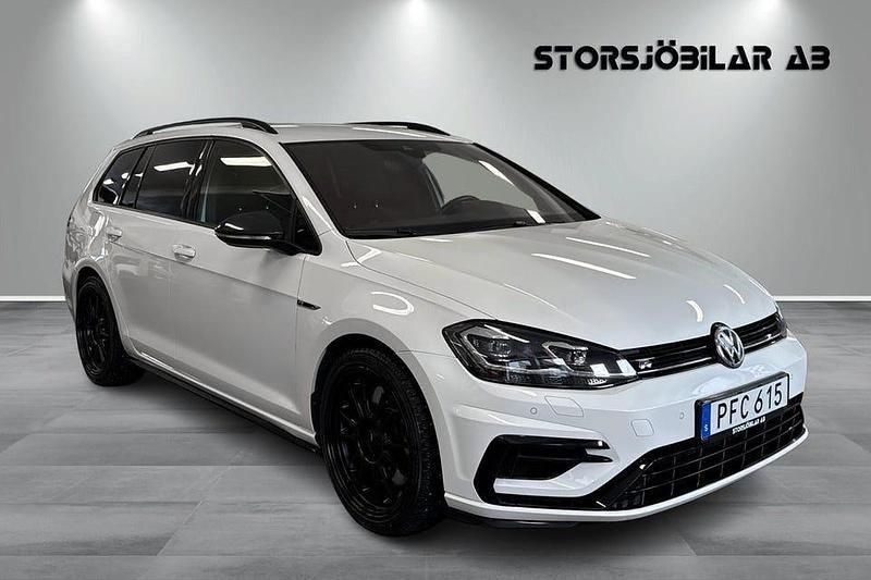 Begagnad VW Golf VII R 310 HK (228 kW) 2017 Vit Kombi