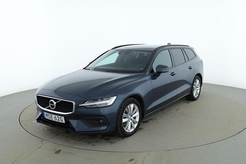 Begagnad Volvo V60 Momentum 150 HK (110 kW) 2019 Blå Kombi