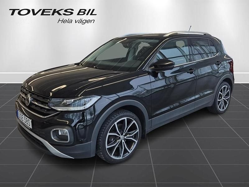 Svart Begagnad 2020 VW T-Cross GT SUV | 194 900 kr (Marknadspris) - Bild 1/4