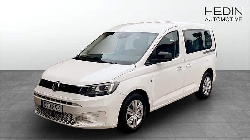 Vit (white) Begagnad 2021 VW Caddy Life Minibuss | 269 900 kr (Marknadspris) - Bild 1/4