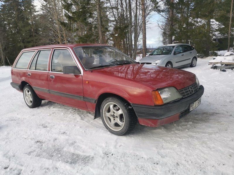 Opel rekord 1986