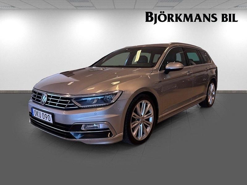 Silver Begagnad 2016 VW Passat GT Kombi | 139 000 kr (Marknadspris) - Bild 1/4