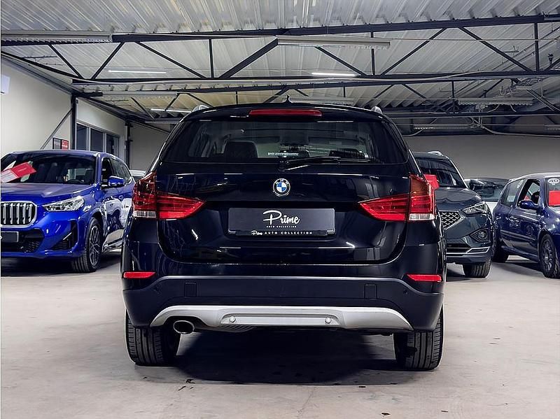 Begagnad BMW X1 143 HK (105 kW) 2012 Svart SUV