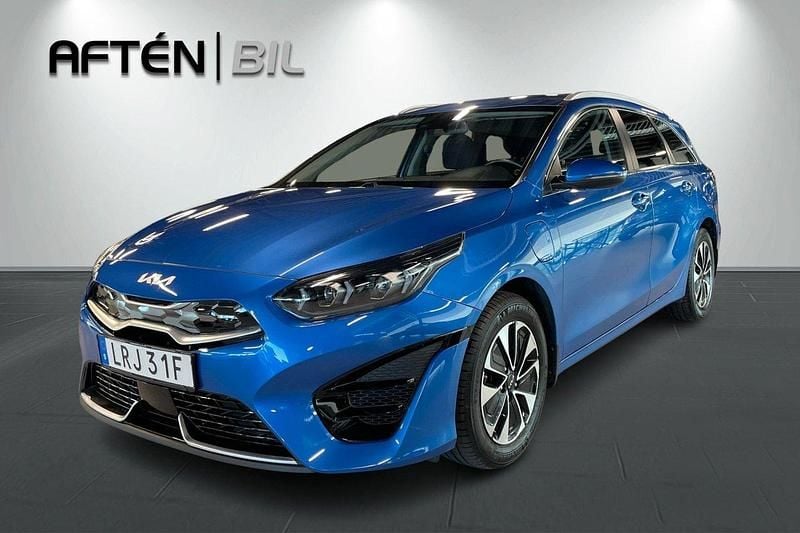 Blå Begagnad 2022 Kia Ceed Advance Kombi | 229 800 kr (Marknadspris) - Bild 1/3