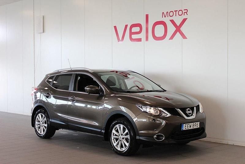 Brun Begagnad 2016 Nissan Qashqai 360º SUV | 109 900 kr (Marknadspris) - Bild 1/4