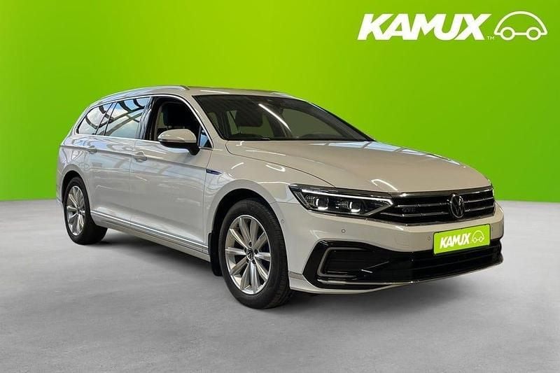 Begagnad VW Passat GTE 157 HK (115 kW) 2021 Vit Kombi