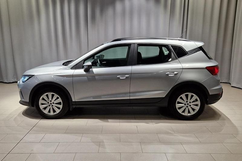 Begagnad Seat Arona Style 112 HK (82 kW) 2022 Silver SUV