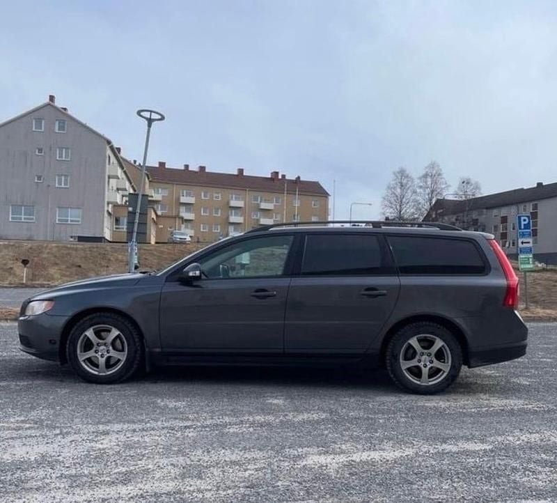 Begagnad Volvo V70 145 HK (106 kW) 2009 Kombi