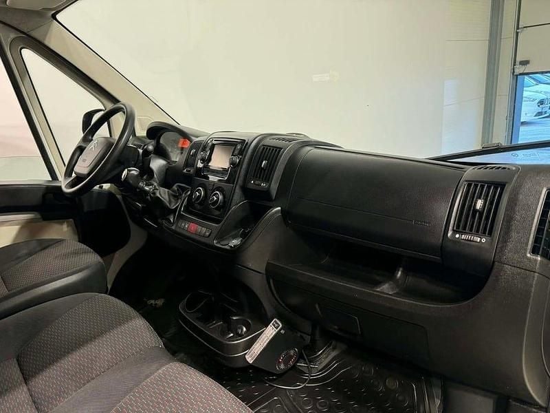 Begagnad Citroën Jumper 110 HK (80 kW) 2017 Vit Minibuss