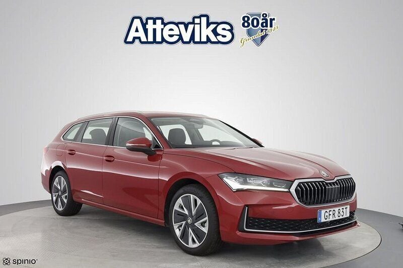 Röd Ny 2024 Skoda Superb Selection Kombi | 418 900 kr (Bra pris) - Bild 1/4