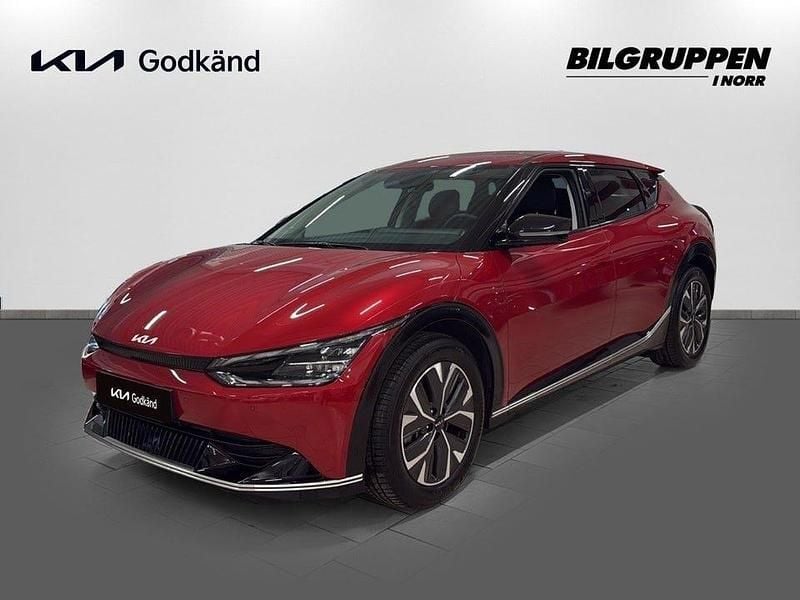Begagnad Kia EV6 239 kW (325 HK) 2023 Röd SUV